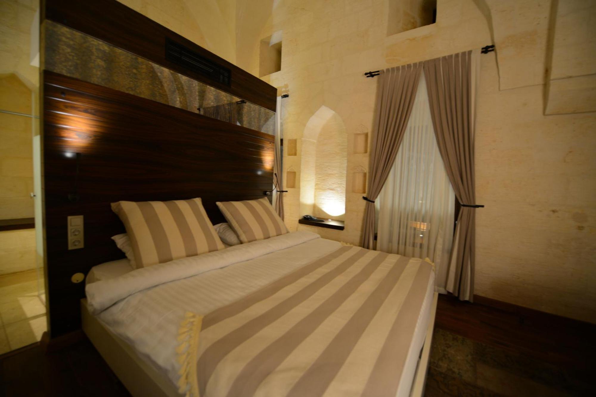 Shmayaa Hotel Midyat Exterior photo