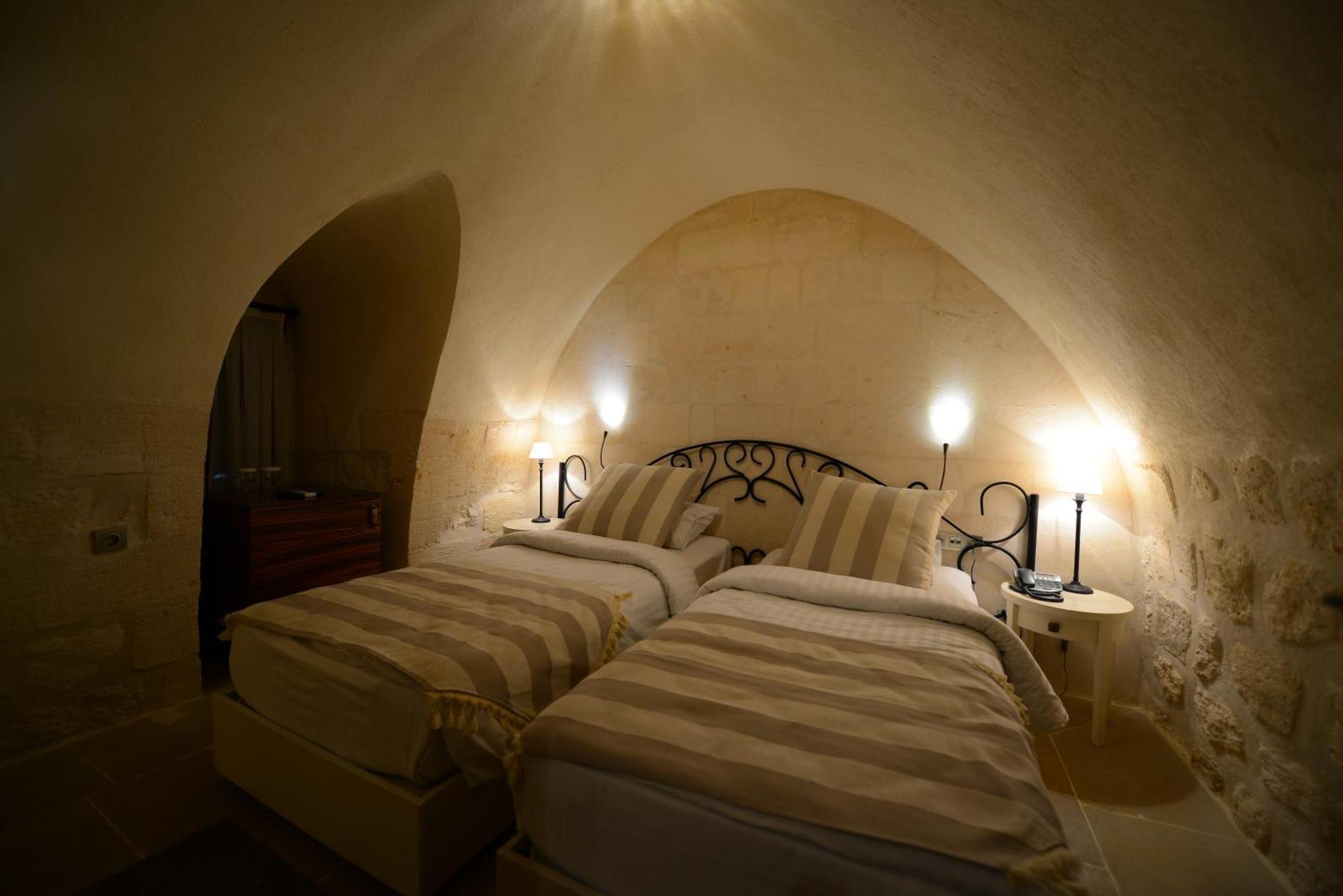 Shmayaa Hotel Midyat Exterior photo